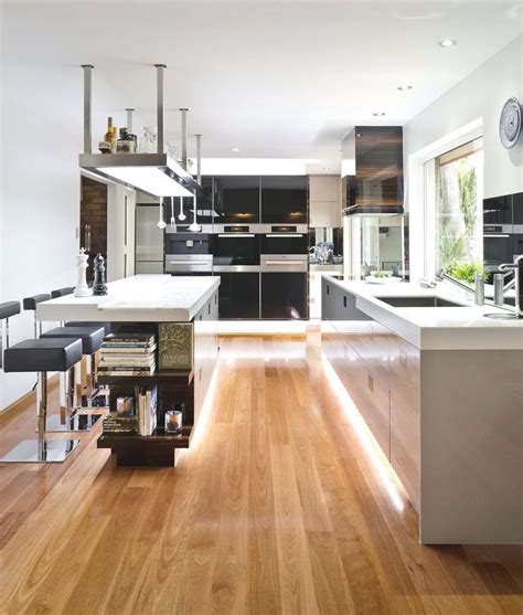 20 Gorgeous Examples Of Wood Laminate Flooring For Your
