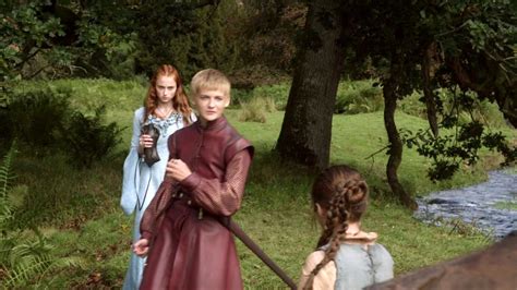 Sansa And Arya With Joffrey Sansa Stark Photo 33440574 Fanpop