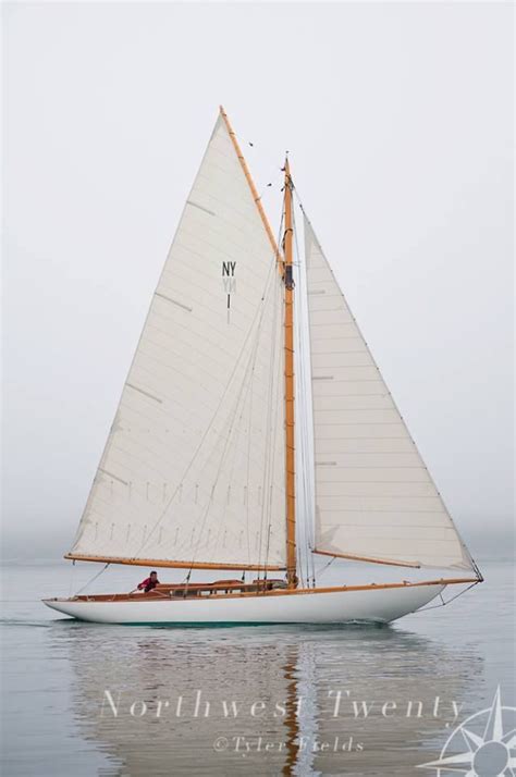 yacht boat sailing yacht sailing ships boat dock classic sailing classic yachts coral