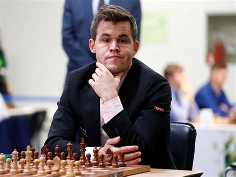 World chess champion Magnus Carlsen accuses Hans Niemann of cheating