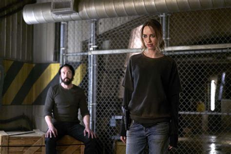 The Strain Photo Kevin Durand Ruta Gedmintas 5 Sur 232 Allociné