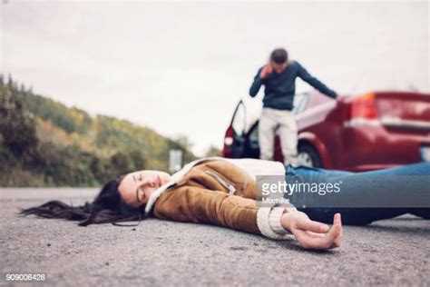 Car Accident Photos Dead Bodies Bildbanksfoton Och Bilder Getty Images