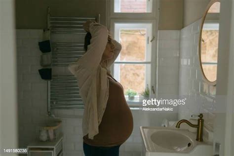 Pregnant Shower Photos And Premium High Res Pictures Getty Images
