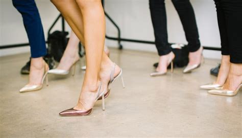 How To Walking Heels 7 Amazing Tips For Learning To Walk In High