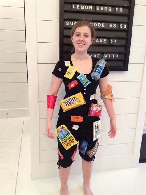 395 Easy And Brilliant Last Minute Halloween Costumes You Still Have