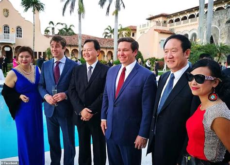 Mar A Lago Has Suddenly Become A Hot Tourist Destination For Members Of