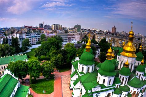 Explore ukraine, an open and modern european country and your next travel destination. Idee per un Week End in Ucraina. Agendaonline.it.