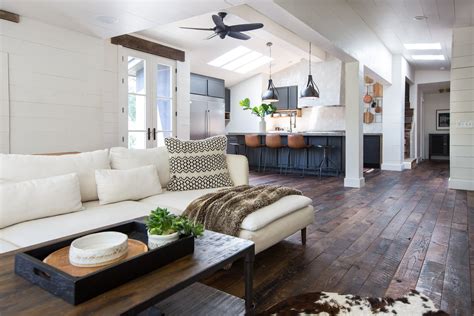 That will inspire your next. OlliePop Founder Scandinavian Farmhouse Home Tour ...