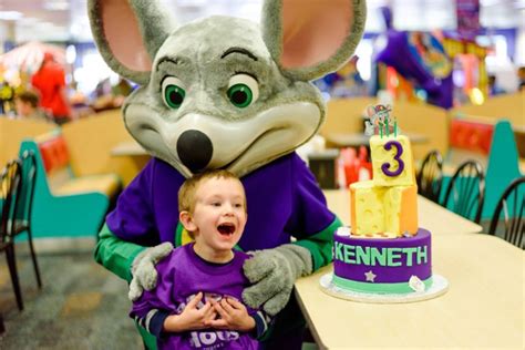 Chuck E Cheese Birthday Party Kenneth Turns 3
