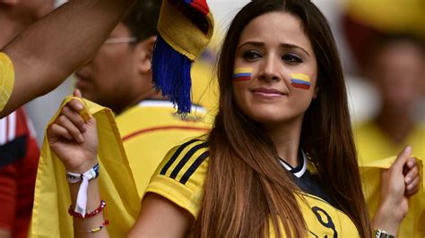 Wallpaper Women Yellow Latinas Colombian Clothing Carnival FIFA