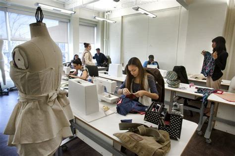 College Goals Take A Fashion Design Marketing And Styling Class College Outfits Dress
