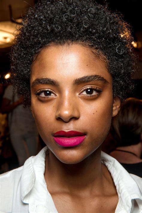 Spring 2017 Makeup Trends Spring And Summer Beauty Trends From The Runway