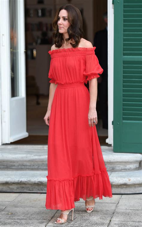 Kate Middleton Rocked A ’70s Style Off The Shoulder Red Dress And Here’s How To Copy Her Look