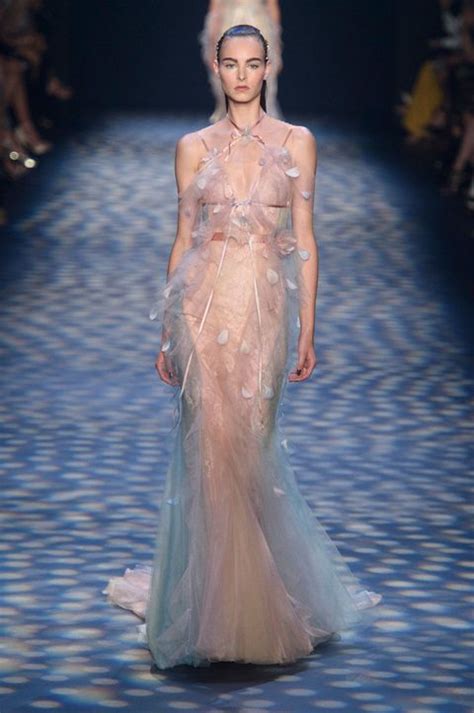 34 Looks From The Marchesa Spring 2017 Show Marchesa Runway Show At