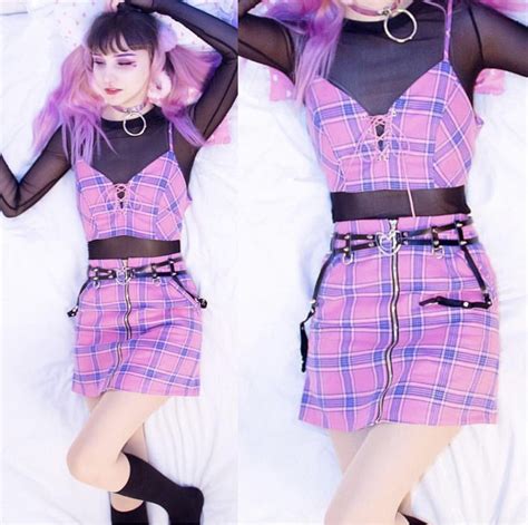 2018 Limited Edition Pink Kawaii Plaid Pleated Skirt Set Kawaii Fashion Outfits Harajuku