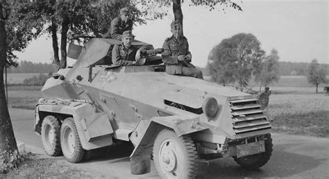 Guerre Militaire Pologne 39 Automitrailleuse Allemande Sdkfz 231 Ww2