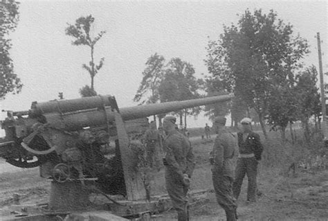 Captured Flak 88 World War Photos