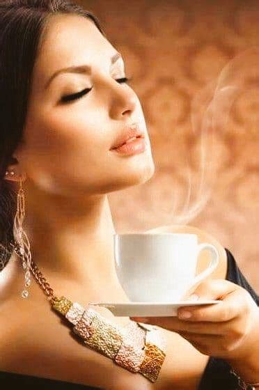Krystyna Christina White On Twitter The Smell Of Coffee☕🤎💋
