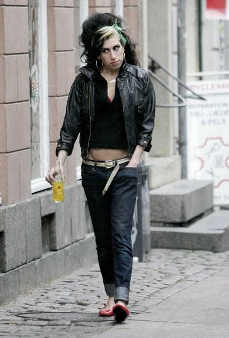 Amy Winehouse Full Of Piss N Vinegar