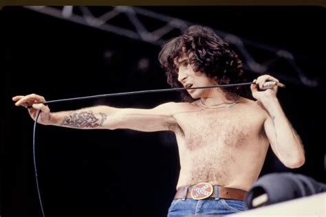 unearthed 1976 bon scott interview reveals how ac dc hired him