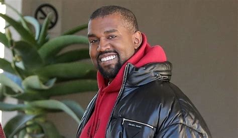 Kanye West Smiles Wide After His Tweets About Mental Health Kanye West Just Jared Celebrity
