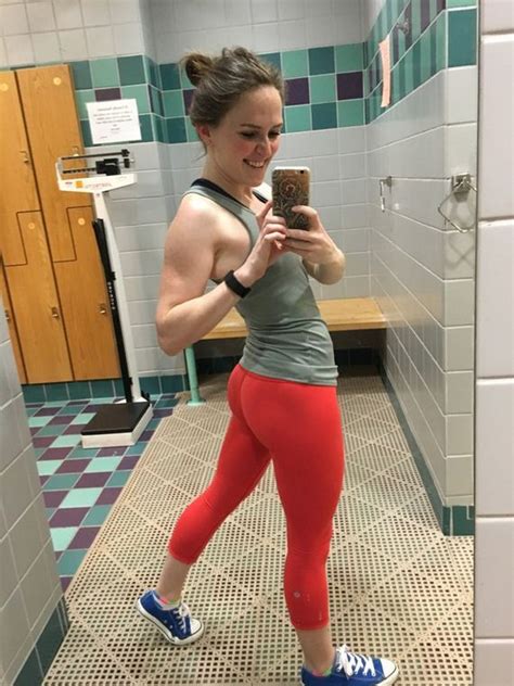 Sexy Girls In Yoga Pants Barnorama