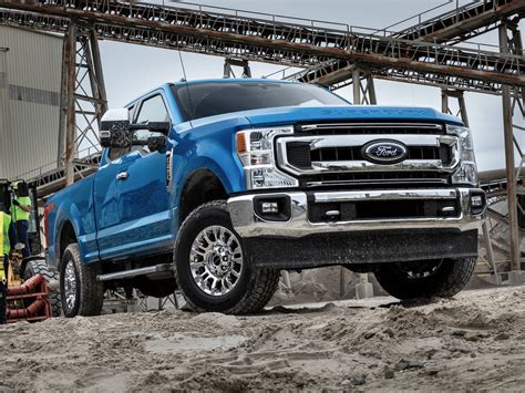 2021 Ford F250 Super Duty Crew Cab Reviews Pricing And Specs Kelley