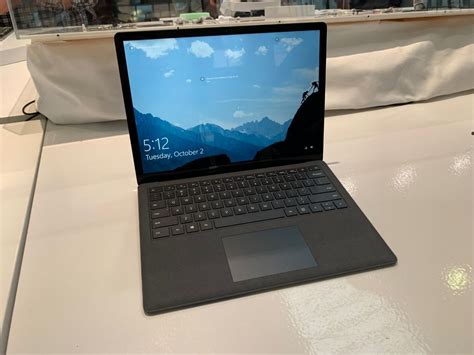 Surface dock inconsistant display resolution. Surface Laptop 2 Hands-on: MacBook-Killing Keyboard, 85 ...