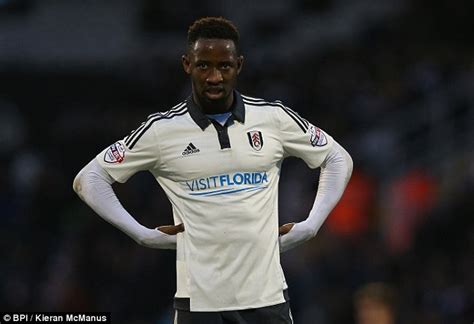 Moussa Dembele Undergoing Medical At Tottenham But Fulham Striker Set To Stay At Club Until