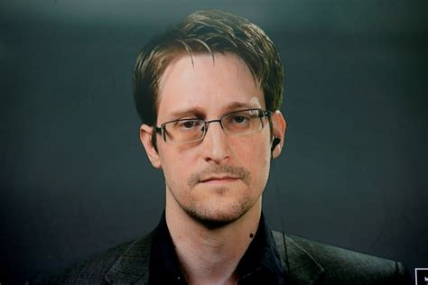Us Whistle Blower Edward Snowden To Seek Russian Citizenship In