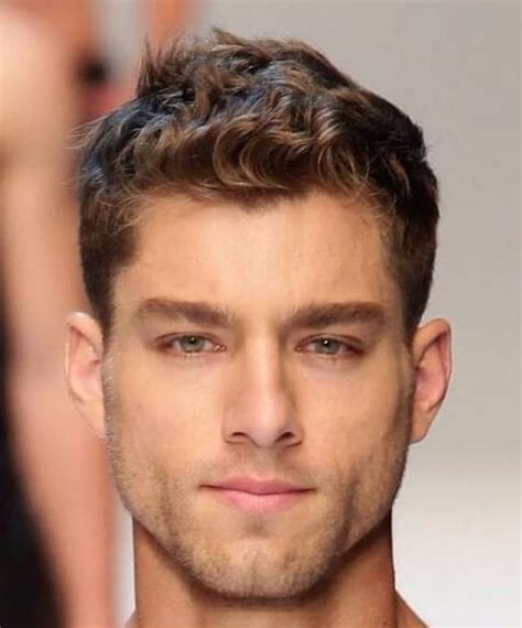 45 Suave Hairstyles For Men With Wavy Hair To Try Out