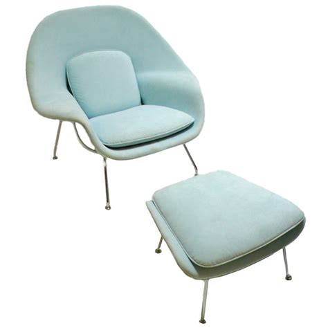 Has anyone bought a knock off? refresheddesigns.: find it friday: Saarinen womb chair