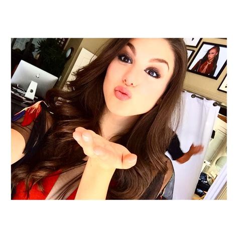 kira kosarin on instagram “woo hoo sending you all kisses and love from my screen to yours