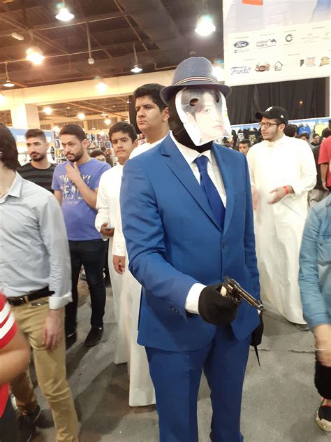8 months ago i went to comic con as a low quality spy, today i went as a Better Quality Spy : tf2