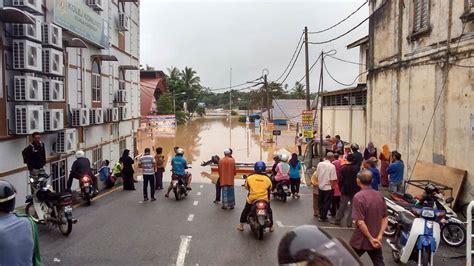 Calculate your postage rate, send and track your pos laju. Kuala Kangsar Dilanda Banjir