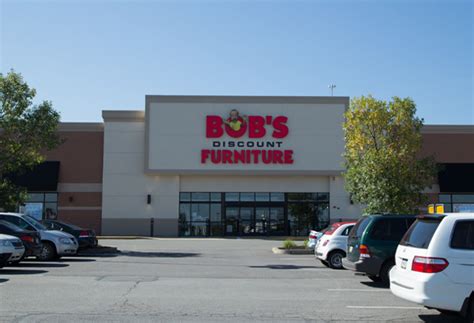 Stylish home accents and accessories bring this inspiring location to life. Bob's Discount Furniture in Wilkes-Barre, PA - (570) 704-4...