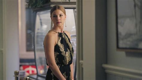 Revenge Who Died In The Midseason Finale Hollywood Reporter