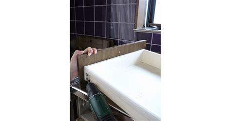 주인공이 드래곤인 소설 몇개 전생했다. one's store / キッチン扉 無垢木替え交換方法 引き出し編