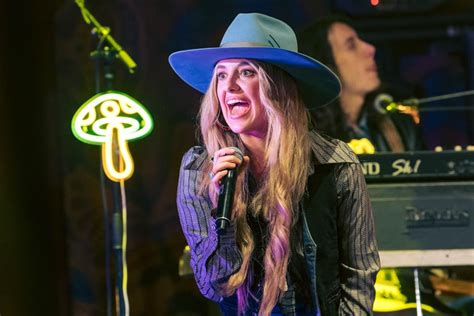 Lainey Wilson Stuns With Captivating Sold Out Concert In Nashville