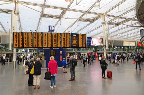 Manchester Piccadilly Station Visit Manchesters Principal Railway Station Go Guides