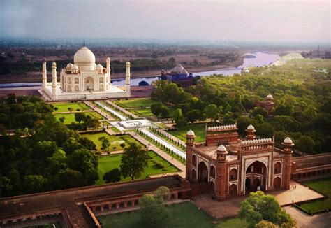 Taj Mahal Garden