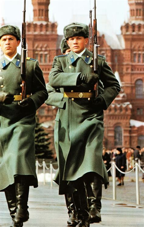 Monkey Muck: Back in the USSR: Soviet life in the early 1970's