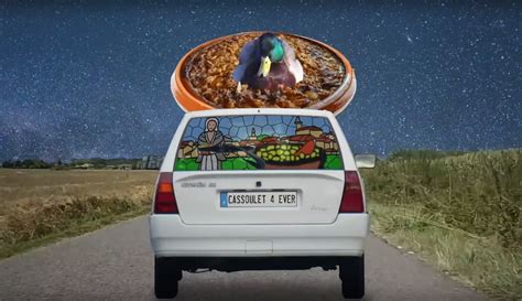 This artist bio is unreviewed. Salut C'est Cool part sur les traces du cassoulet dans son ...