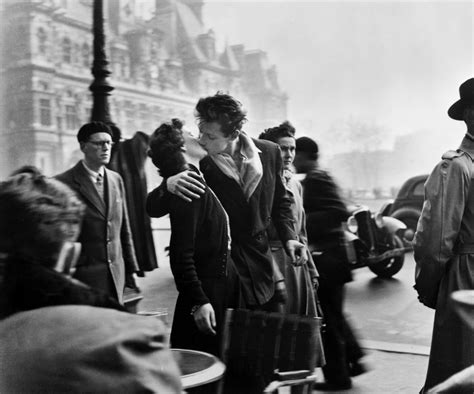 fernando arias photography blog robert doisneau the kiss in front of city hall and the price
