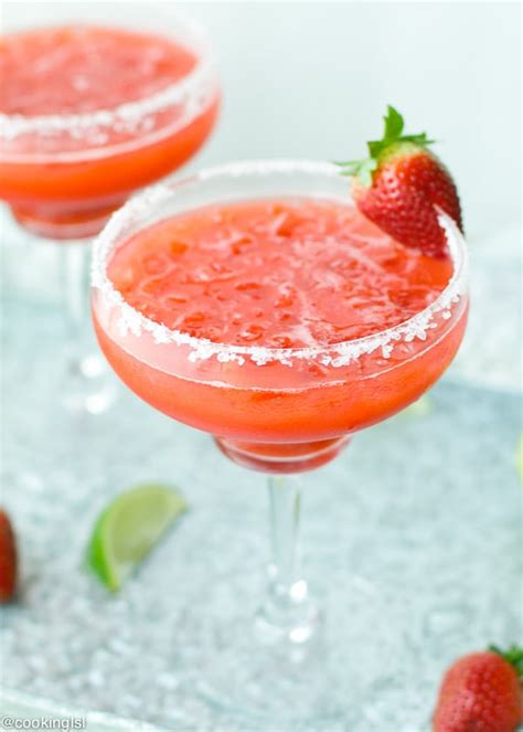 Easy Fresh Strawberry Margarita