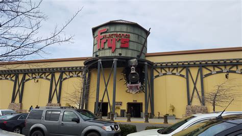 Fry's electronics $2.40 b in annual revenue in fy 2017. Fry's Electronics 180 N Sunrise Ave, Roseville, CA 95661 ...