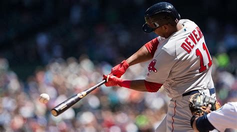 Los Red Sox evitaron el arbitraje Rafael Devers devengará un salario