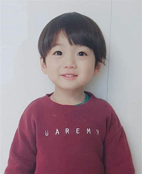 My Hopestaekook Fanfic In 2020 Cute Asian Babies Ulzzang Kids