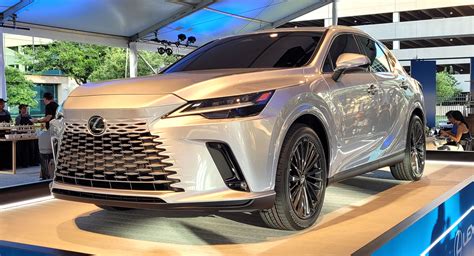 B 自動車 2023 Lexus Rx Breaks Cover With Evolutionary Styling And A 367