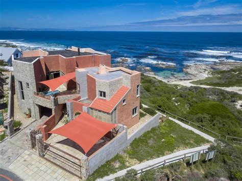 Vacation Home Right On The Beach House Hermanus South Africa